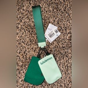 Lululemon dual pouch wristlet
